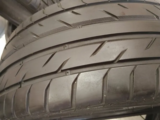 Pneu Usado Aro 19 235/35 19 Toyo Proxes
