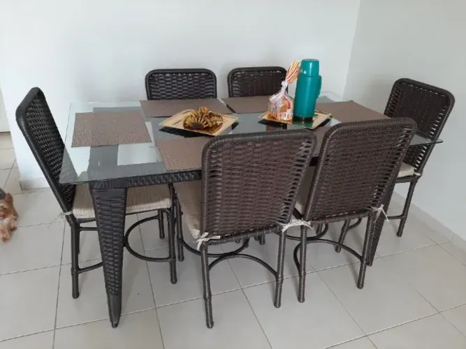 Mesa e 6 Cadeiras de Fibra Sintética e Alumínio - 12x sem Juros!
