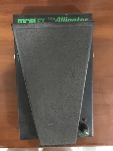 SÓ HOJE! Pedal Morley Little Alligator.