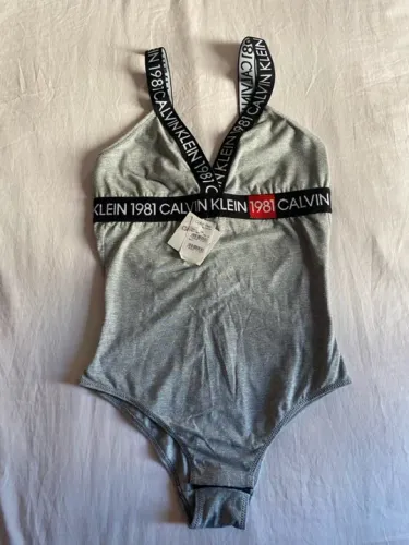 Body Calvin Klein original P