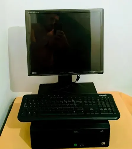 Computador HP Compaq Core 2Duo 4gb RAM completo
