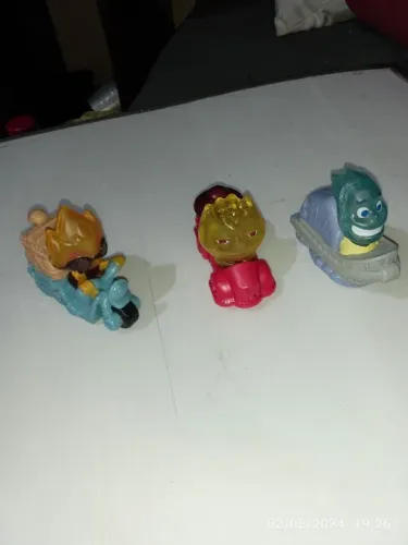 Personagens de Elementos da Disney. Kit com três peças.