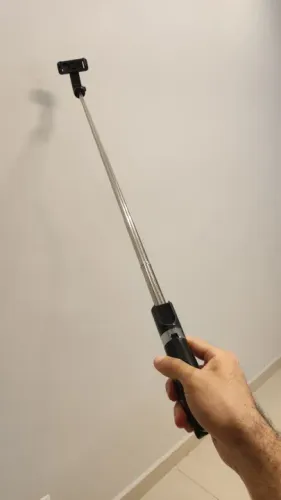 Selfie Stick Extensível para Fotos e Vídeos (Pau de Selfie)