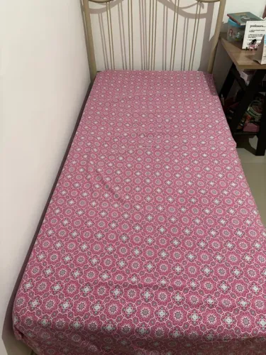 Cama de solteiro completa