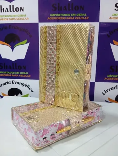 Bíblia Dourada Com Pedras Strass