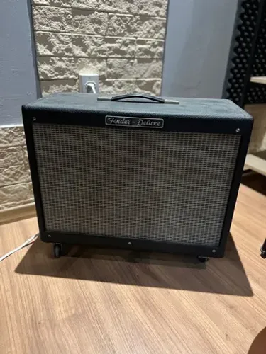 Gabinete Fender Hot Rod Deluxe 1x12