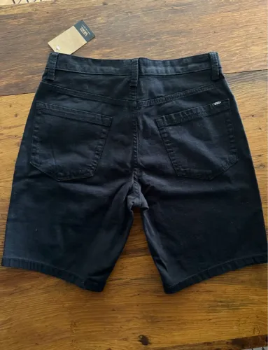 Bermuda Vans Preta 38 NOVA