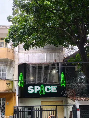 Letreiro em ACM Niterói 