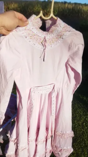 Vestido de prenda infantil