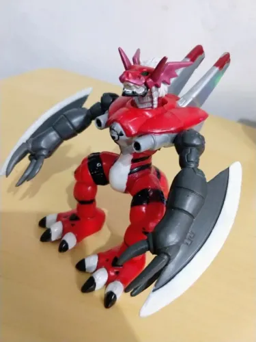 Boneco Digimon WarGrowlmon