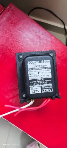 Transformador de tensão 3000VA 1950W Bivolt 127V/220V