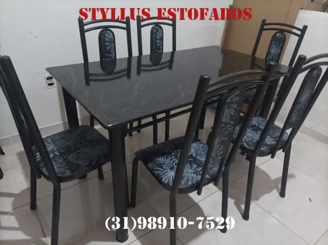 Mesa de Jantar com 6 Cadeiras - Estilo Moderno