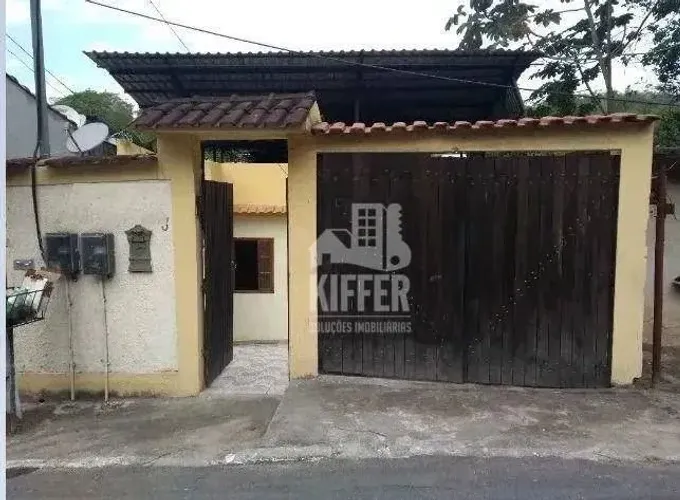 Casa com 4 quartos à venda, 260 m² por R$ 632.000 - Santa Bárbara - Niterói/RJ