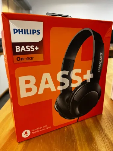 Fones de Ouvido On-Ear Philips BASS+ SHL3075