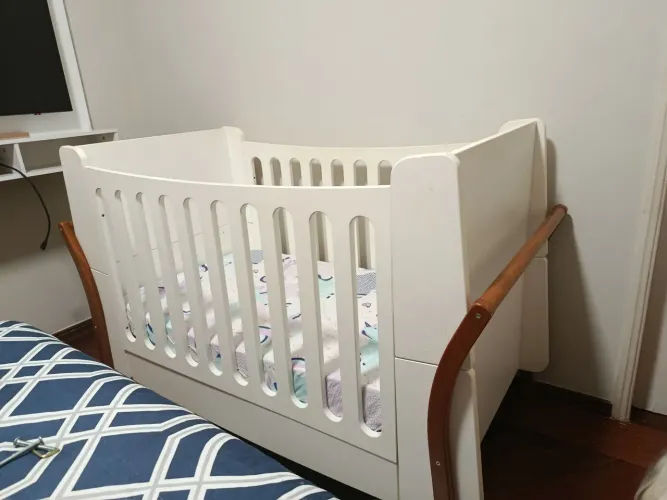 Berço que vira minicama