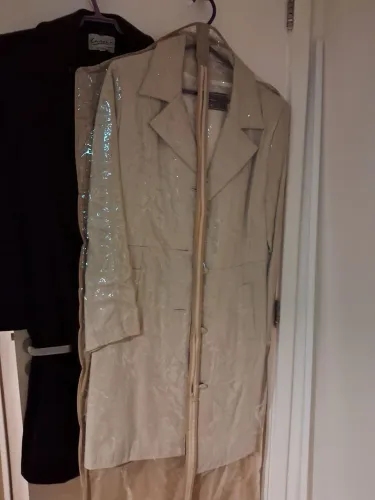 Casaco Trench Coat Bege Elegante