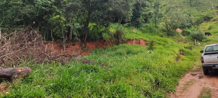 VENDO LOTE 360 M² EM SANTA LUZIA 