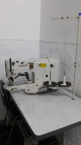 Máquina de Costura Industrial Sun Special