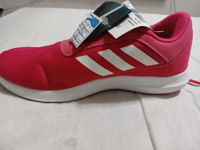 Tênis Adidas
