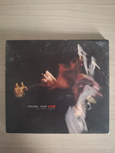 CD Pearl Jam Live On Two Legs 1998