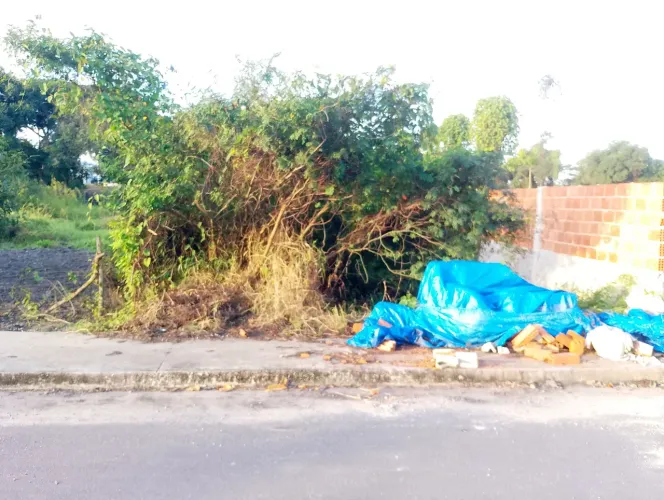 IMPERDÍVEL TERRENO SEROPÉDICA KM42