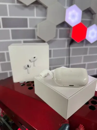 AirPods Pro 2 geração A2698, Original Apple com caixa (SOMENTE LADO DIREITO)