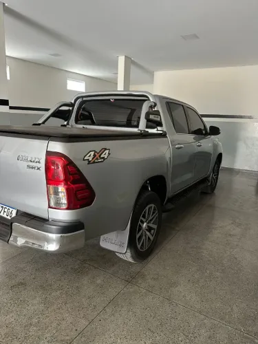 Toyota Hilux CD SRX 4X4 2.8 TDI 16V Diesel Aut. 2017