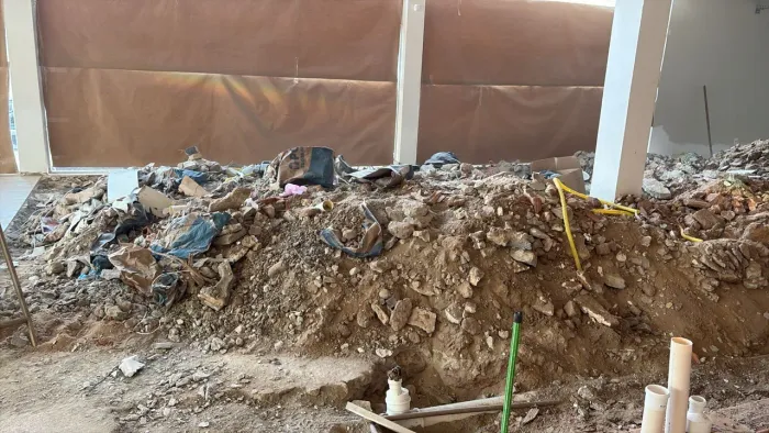 Retirada de entulho Demolição e venda de areia...