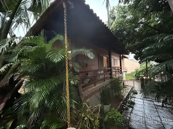 Casa residencial para locação no bairro Guarani com 240 m² e 3 dormitórios/quartos.