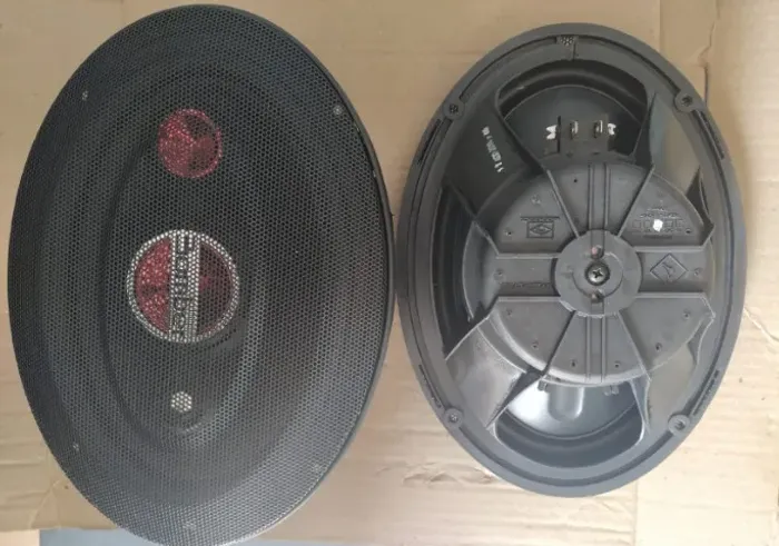 Alto-falantes Automotivos