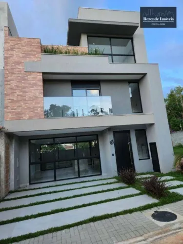 Sobrado com 3 dormitórios à venda, 166 m² por R$ 1.600.000,00 - Pilarzinho - Curitiba/PR