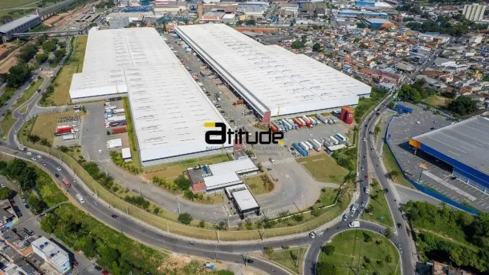 - Galpão em Condomínio Fechado 1.908 m² para Locação Condomínio CL Aeroporto Guarulhos S