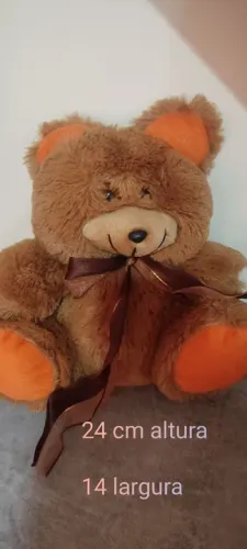 Urso de Pelúcia Marrom com Laço