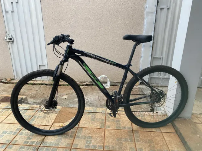 Vende-se bicicleta aro 29