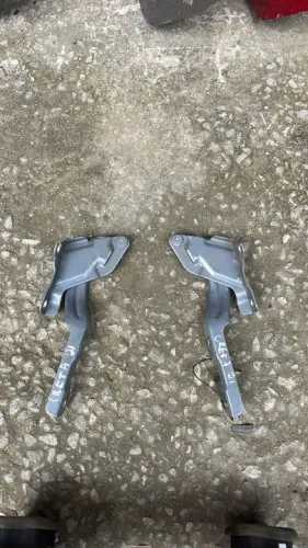 BRAÇO DO CAPÔ HYUNDAI CRETA 2021
