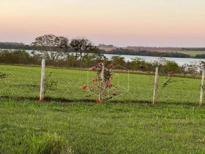 Terreno à venda, 1100 m² por R$ 65.000,00 - Iacanga - Iacanga/SP