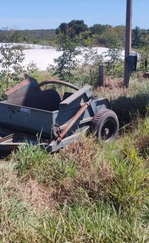 Vende-se Scraper agrícola