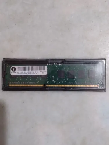 Memória ram 1600MHZ 4GB NOVA