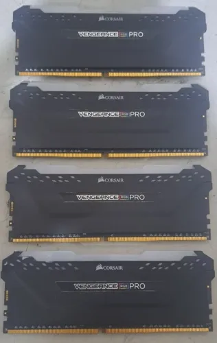 MEMÓRIAS GAMER 16GB - 2 X 8GB DDR4 3600MHZ CORSAIR VENGEANCE PRO RGB GARANTIA