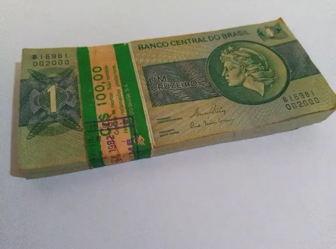LOTE DE CÉDULAS DE 1 CRUZEIRO LACRADO. 1982 BRASIL. COLECIONÁVEL RARO 