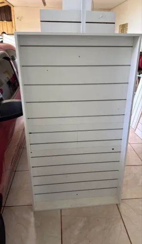 Vendo móveis de loja