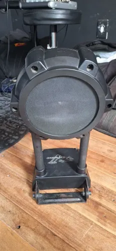 Bumbo eletrônico roland.