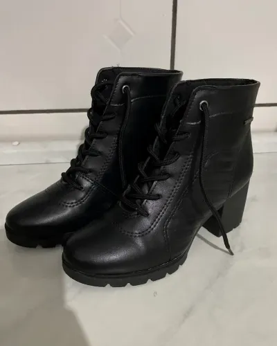 Bota Coturno Dakota tamanho 36 Preta
