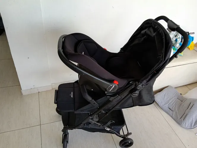 Carrinho+Bebê Conforto Voyage Yupi