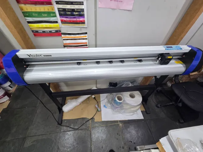 Plotter de Corte Visutec V1380CCD