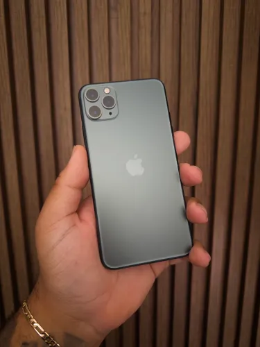 iPhone 11 Pro Max 64GB (Peça única)