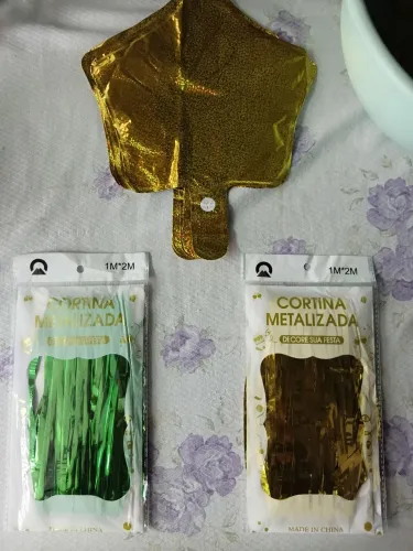 Kit 2 cortina metalizada e 5 balões