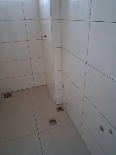 Pedreiro e empreiteiro
