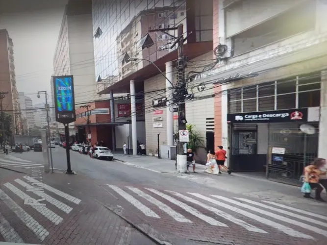 Loja centro, ampla, Rua Marechal Deodoro, Ed. Werneck, oportunidade - Petrópolis - RJ