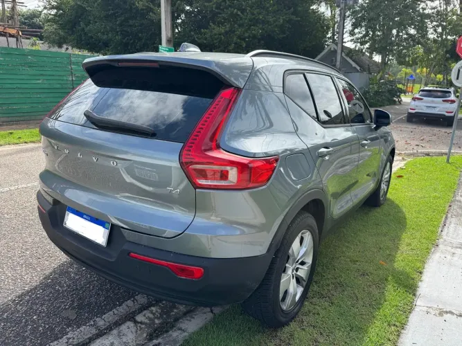 Volvo XC40 T-4 2.0 190cv FWD 2019